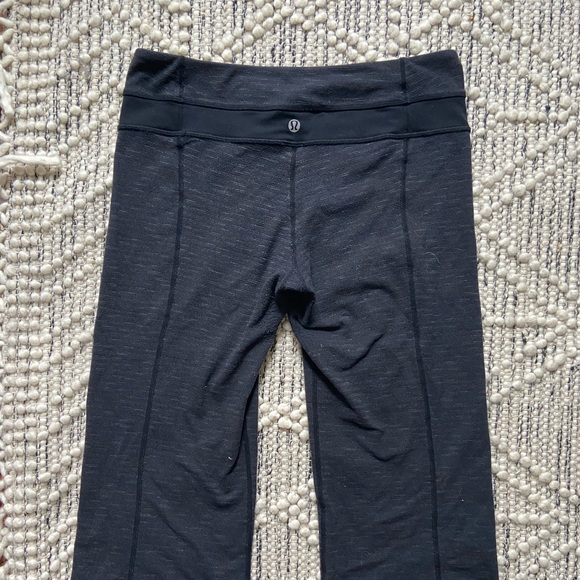 lululemon athletica Pants - lululemon capri leggings size 8